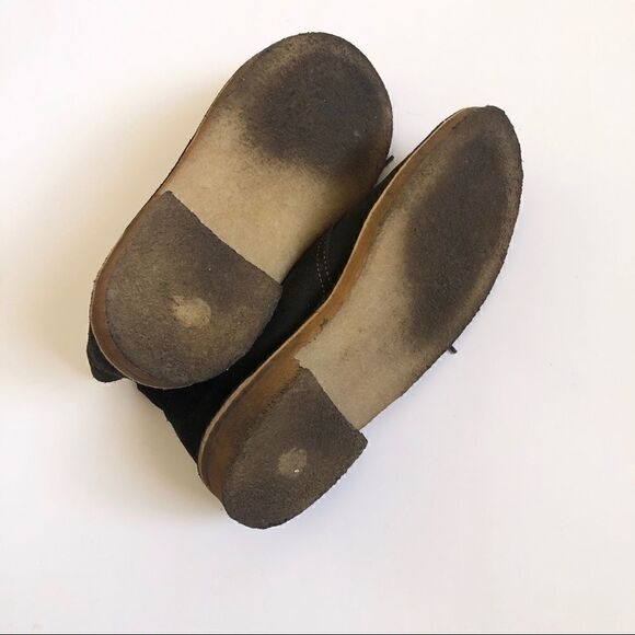 ** Clark’s ** original brown suede boots - Picture 5 of 6